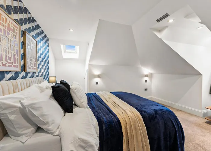 Boutique 3 Bedroom Worthing Penthouse With Sea Views