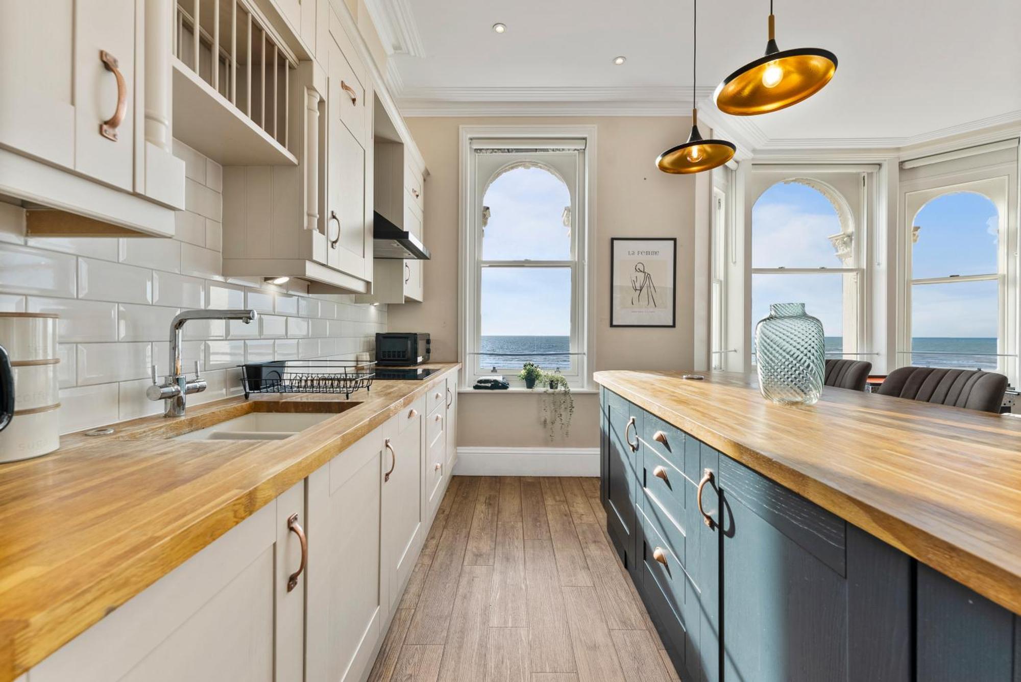 Boutique 3 Bedroom Penthouse With Sea Views Appartement Worthing
