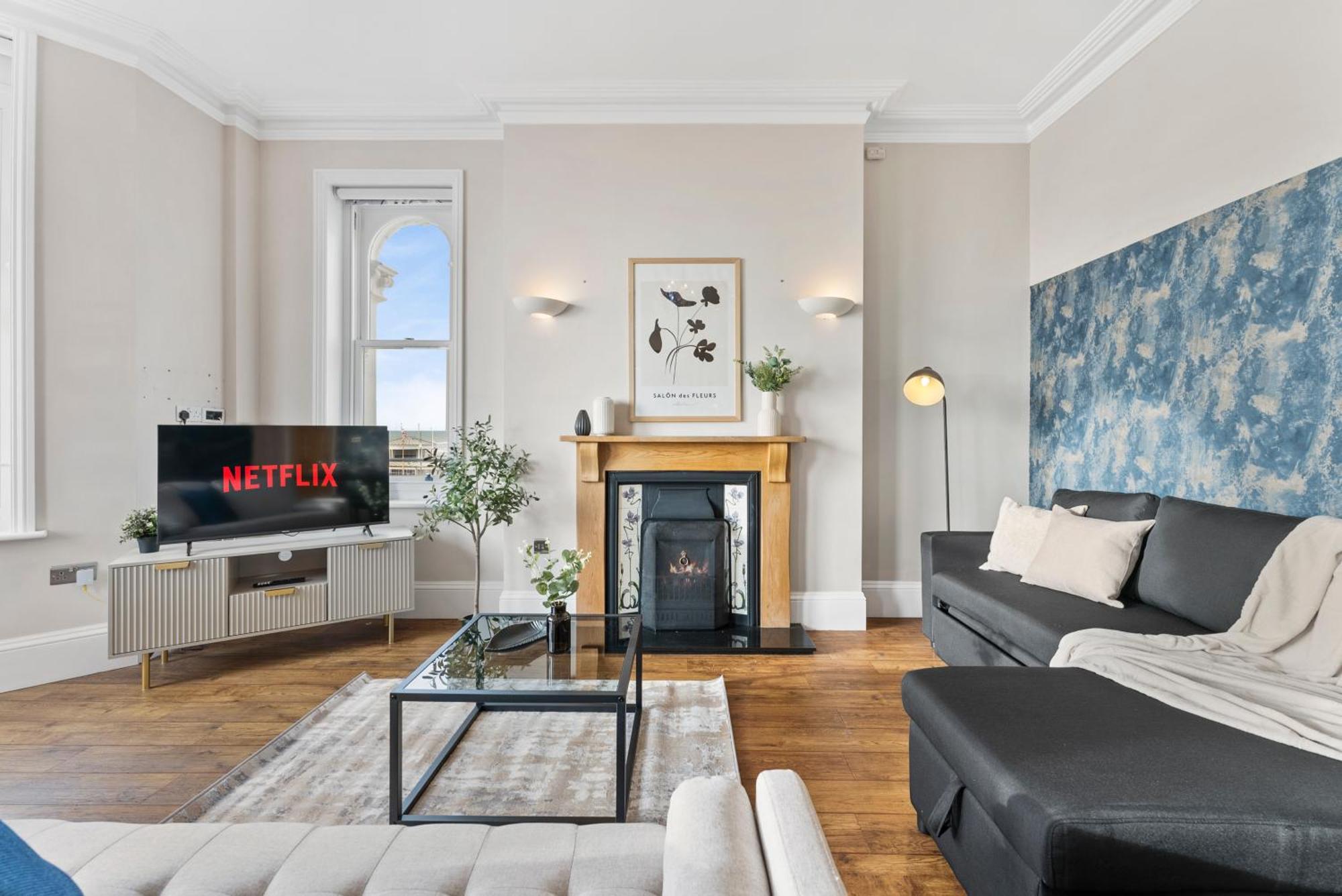 Boutique 3 Bedroom Penthouse With Sea Views Appartement