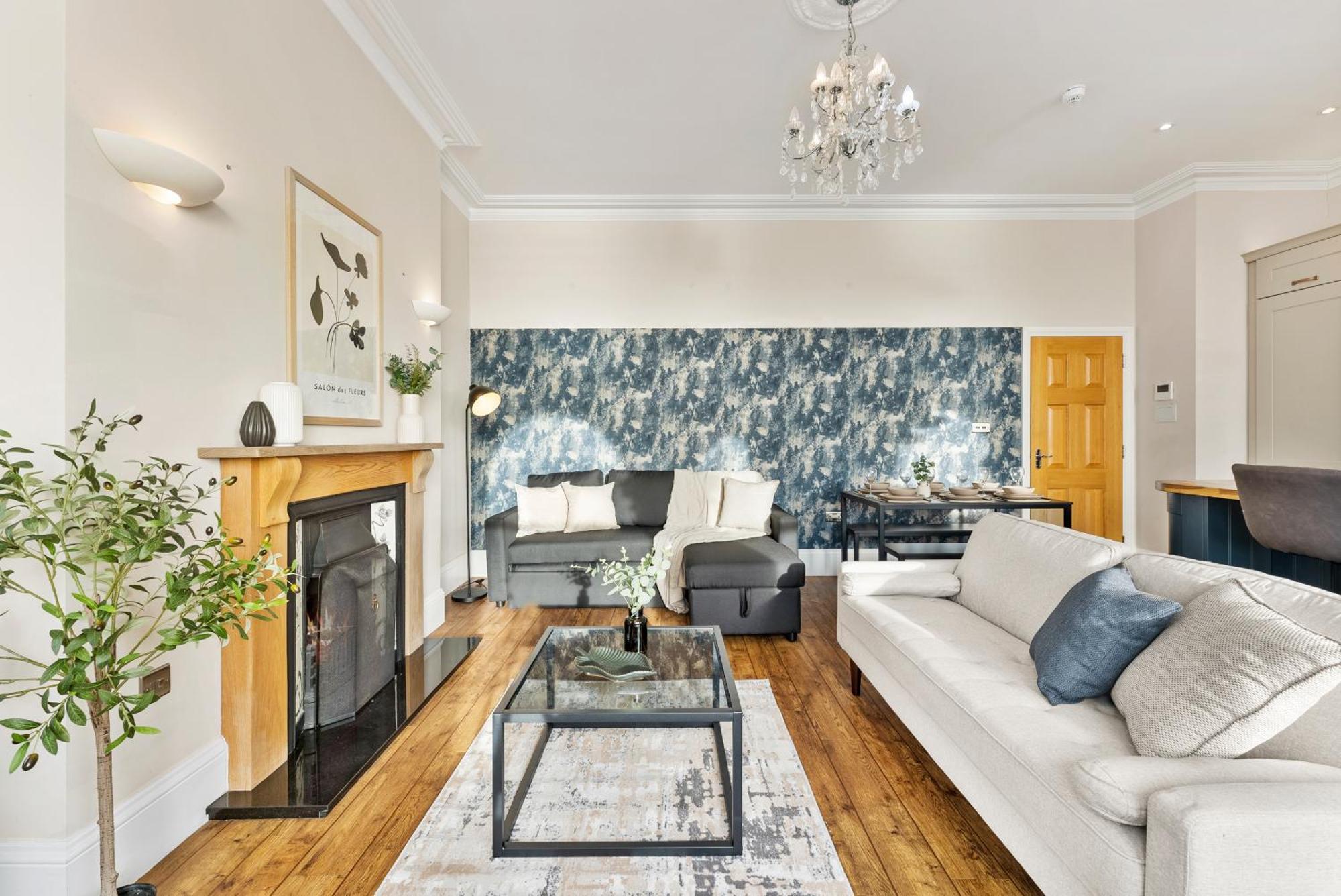 Boutique 3 Bedroom Penthouse With Sea Views